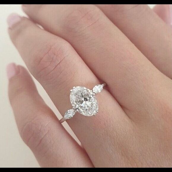 🔷 New stunning sparkling 4 carat white sapphire ring 🔷 - Picture 2 of 3